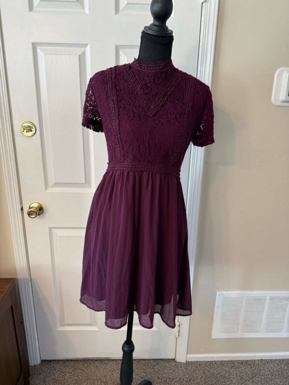 Francesca's Collections Plum Lace Bodice Midi Dress
